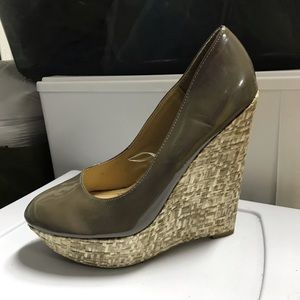 Platform light brown